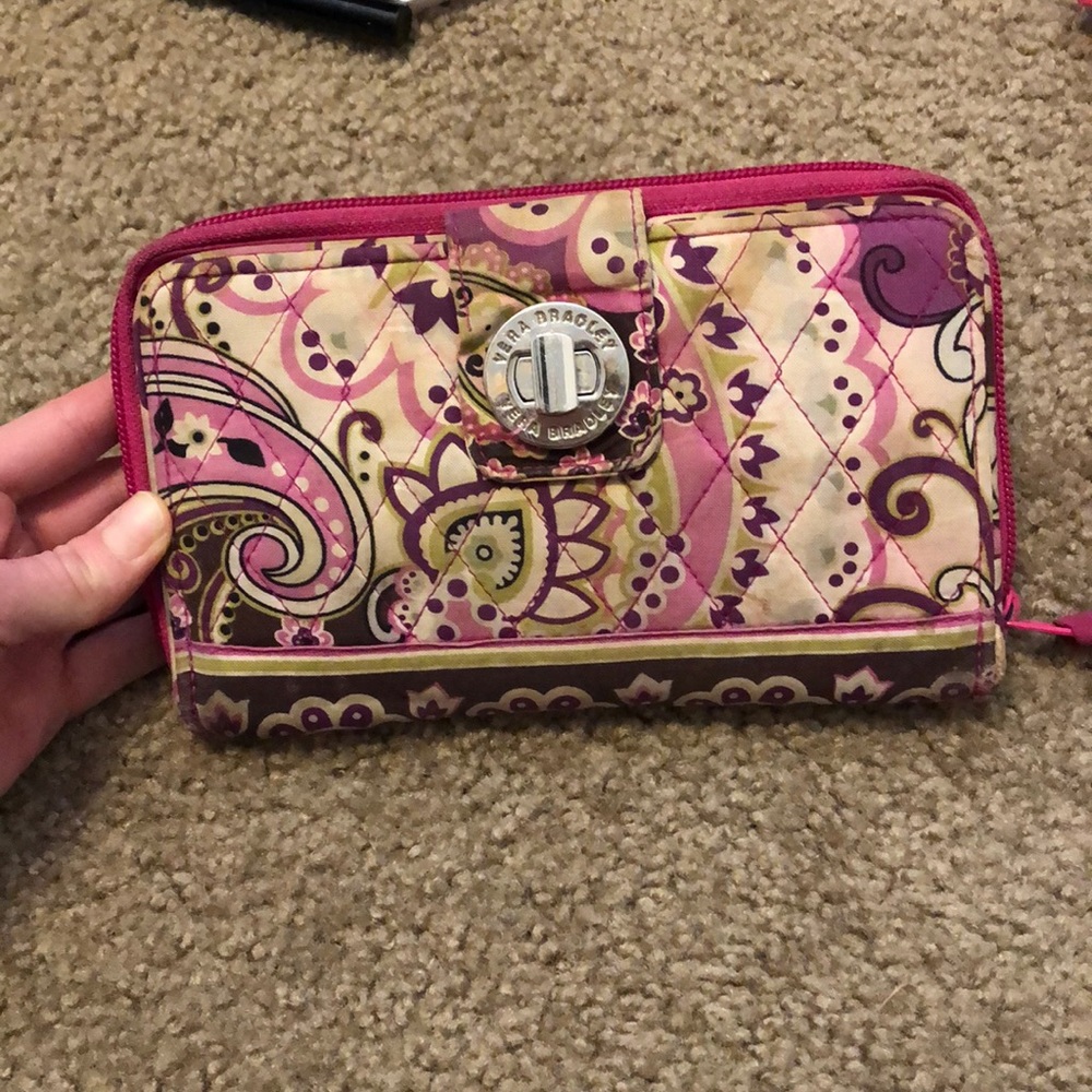 LVera Bradley wallet.